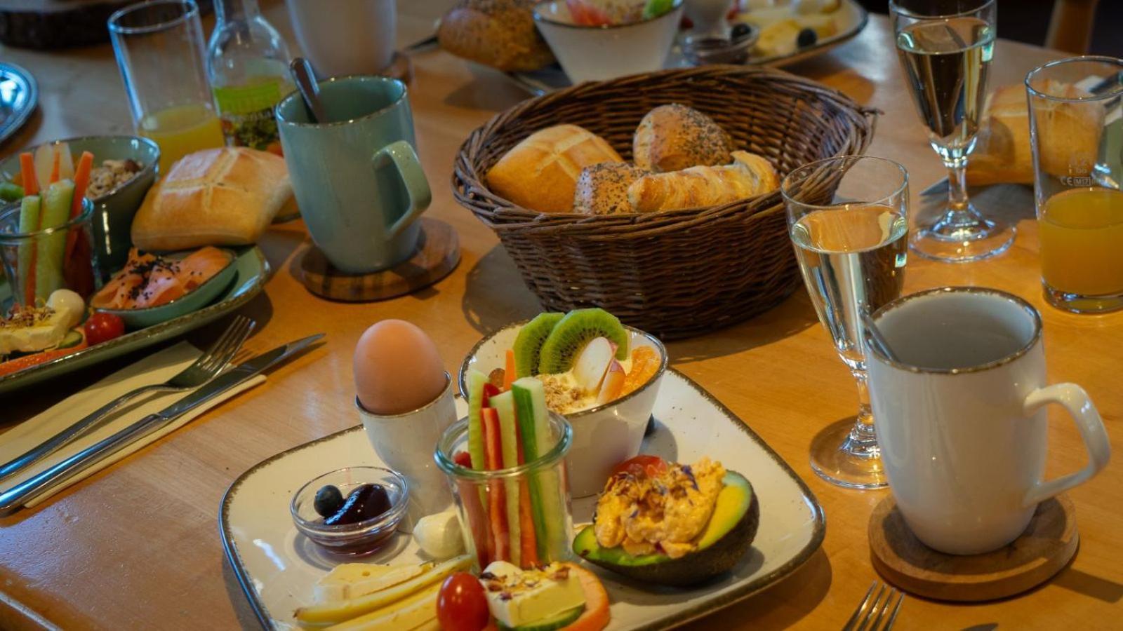 Gaestehaus Am Fuerstweg Heuchelheim-Klingen Екстер'єр фото